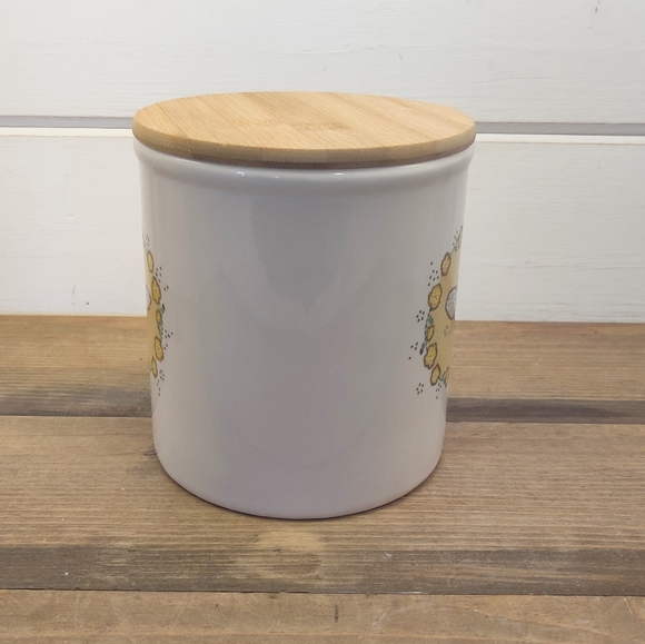 Yellow Floral Wreath & Bee Canister With Lid - Picture 5 of 8